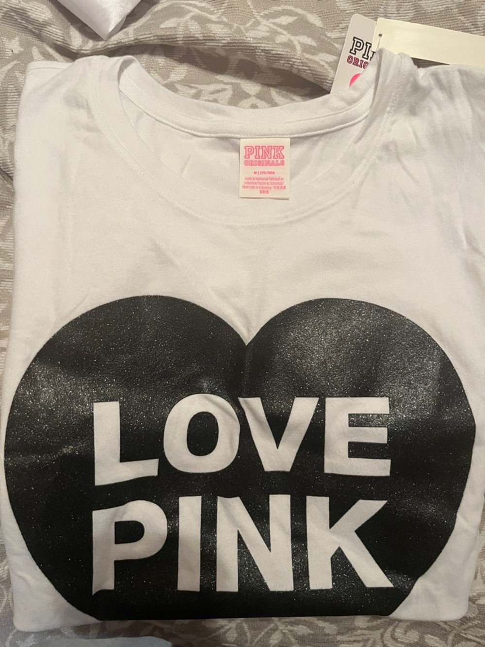 NWT PINK Victoria's Secret White Tee with Black Heart 'LOVE PINK' Graphic